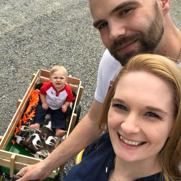 Meet your Posher, Kacey - Picture 1 of 1